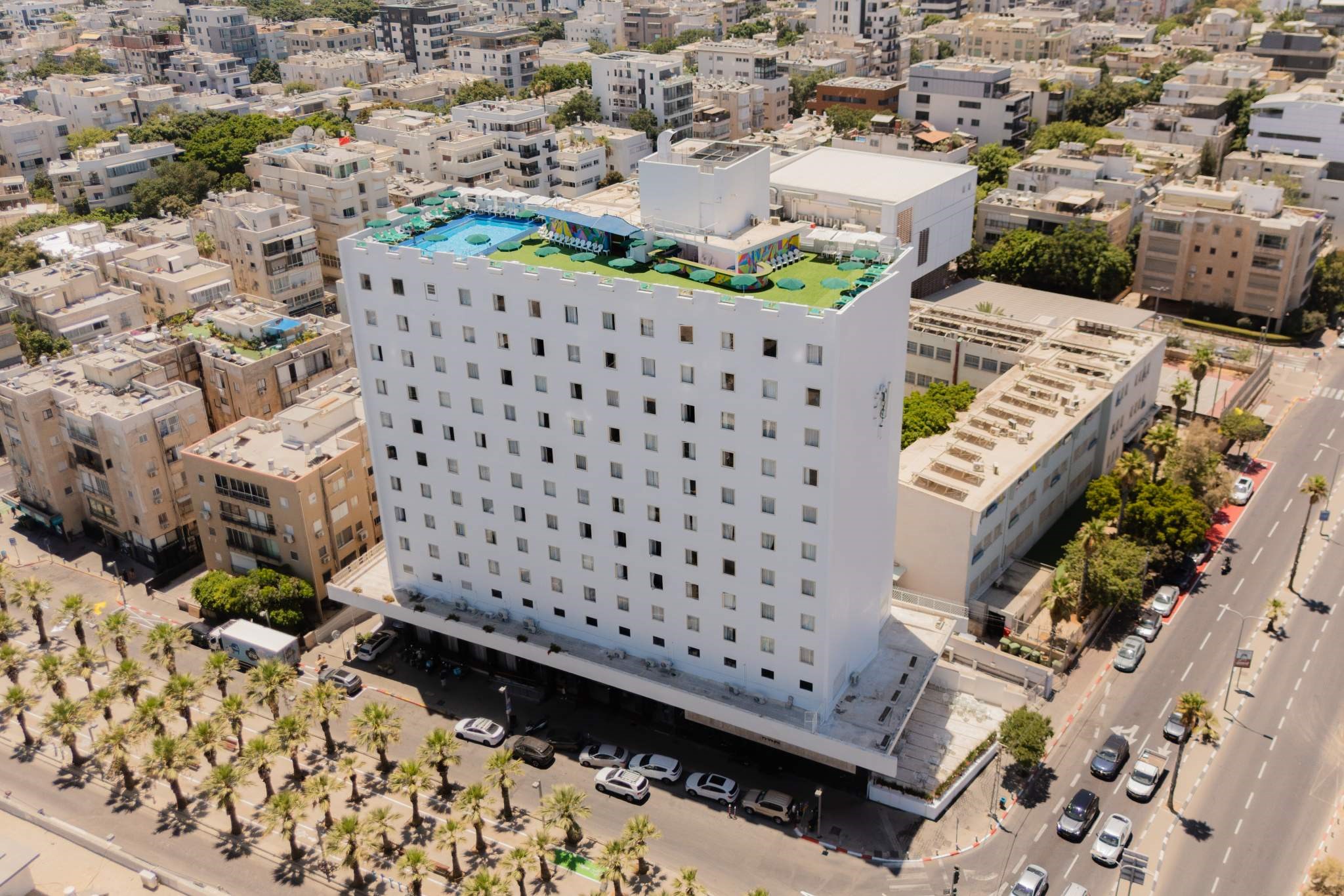 גרנד ביץ תל אביב