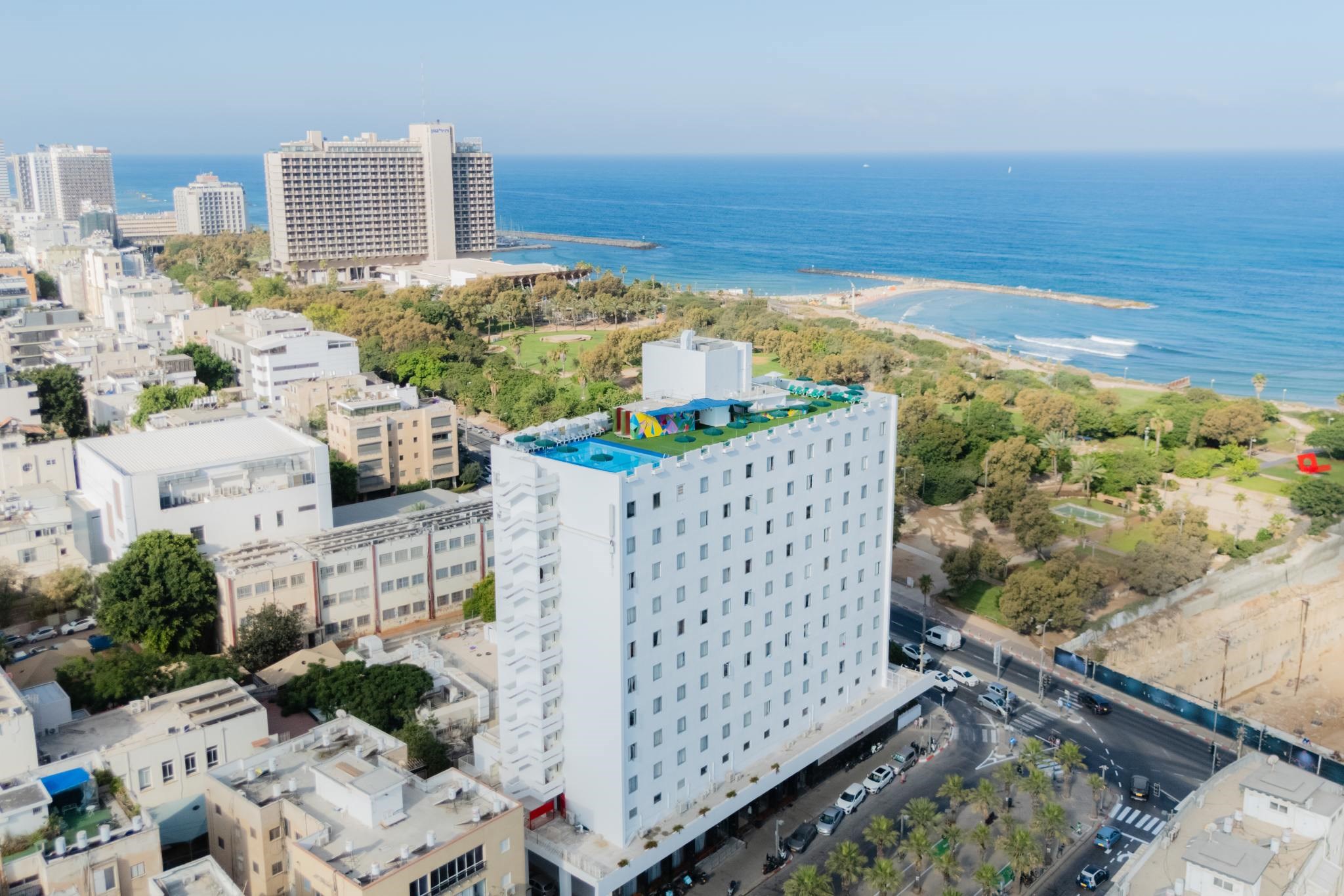 גרנד ביץ תל אביב