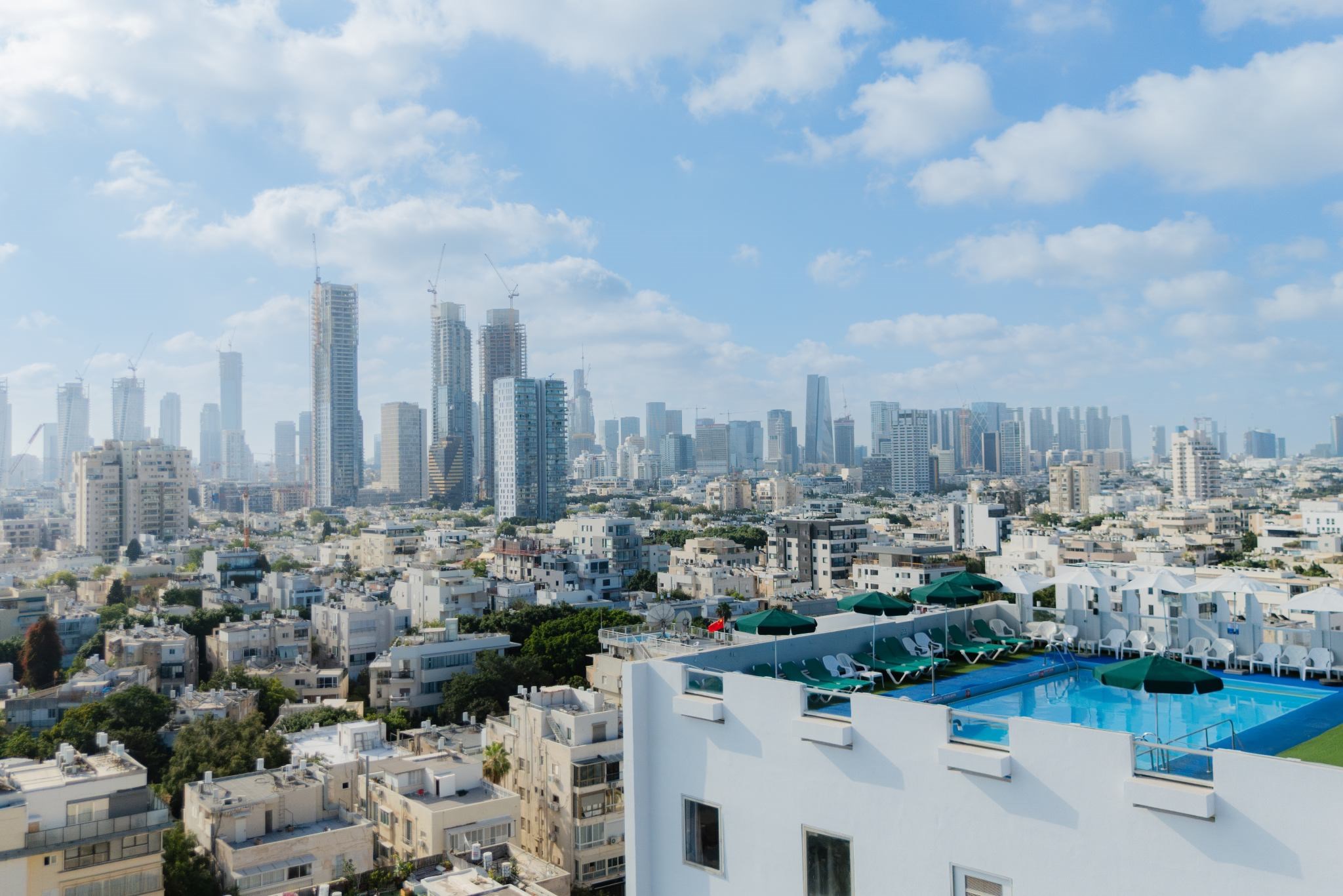 גרנד ביץ תל אביב